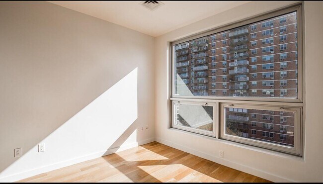 property at 25 Montrose Ave