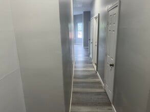 506 4th St, Unit 4 in Fairmont, WV - Building Photo - Building Photo