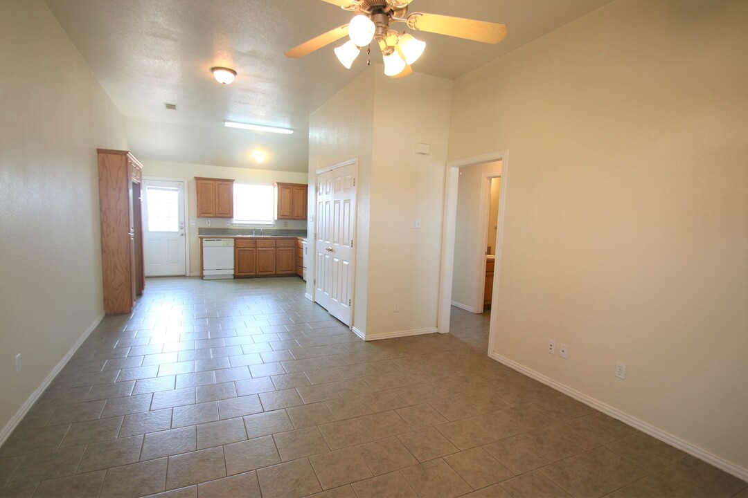 417 N Blue Jay Ct in Weatherford, TX - Foto de edificio