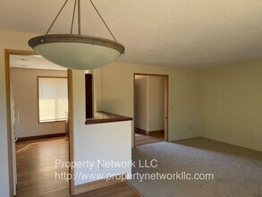 2022 SE Kane Ave in Gresham, OR - Building Photo - Building Photo