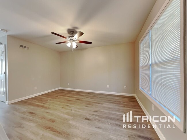 402 WI Pkwy in Dallas, GA - Building Photo - Building Photo