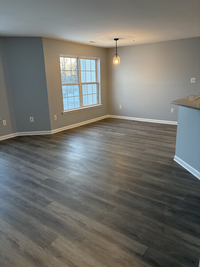 2010 Starlight Ln, Unit 2A in Hagerstown, MD - Building Photo - Building Photo