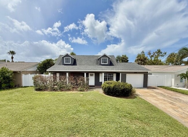 8718 Thornwood Ln in Tampa, FL - Building Photo - Building Photo