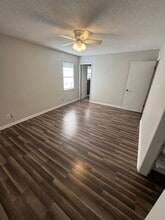 918 Dennis St SW in Jacksonville, AL - Building Photo - Building Photo