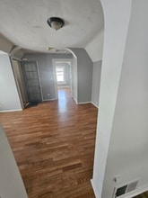 3209 Saratoga Ave in Cleveland, OH - Foto de edificio - Building Photo