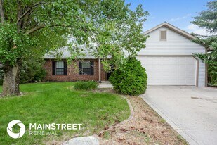 12328 Cobblestone S Dr in Indianapolis, IN - Building Photo