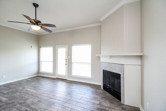 316 Rock Hill Dr in Crowley, TX - Building Photo - Building Photo