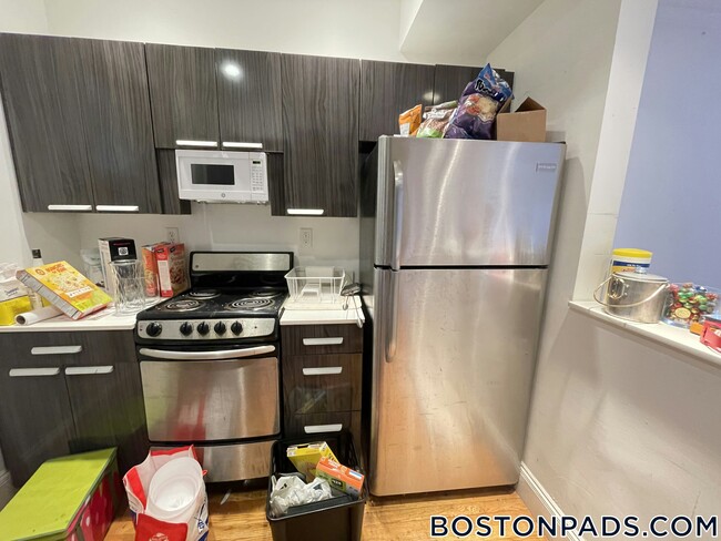 191 Park Dr in Boston, MA - Building Photo - Building Photo