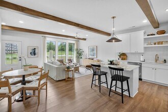 933 Prime St in West Des Moines, IA - Foto de edificio - Building Photo