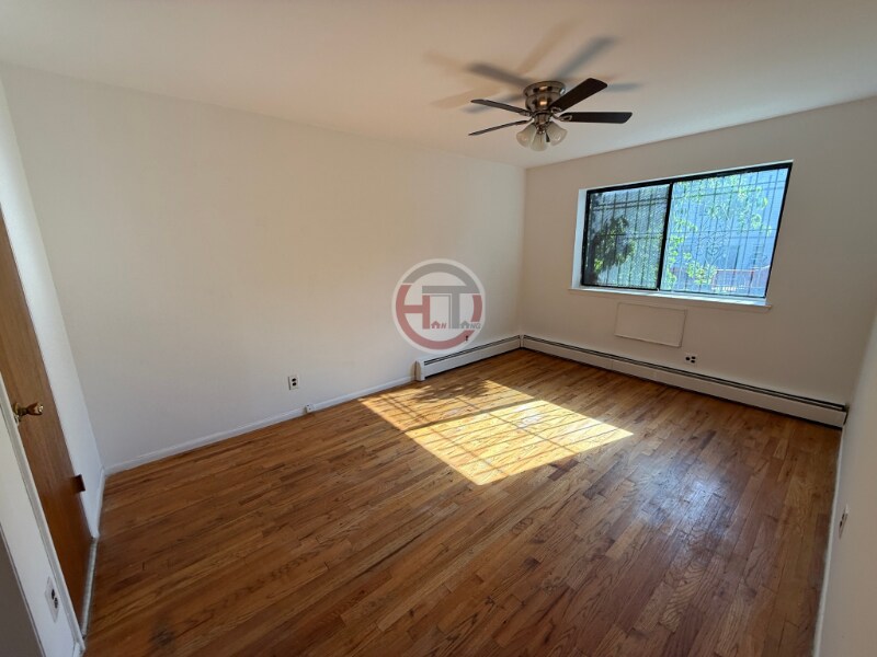 3635 Palmer Ave in Bronx, NY - Building Photo