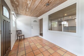 942 Sunset Rd in West Palm Beach, FL - Building Photo - Building Photo