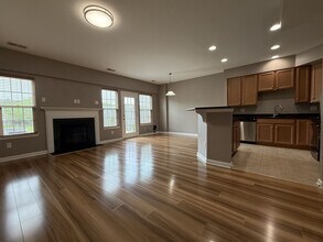 205 Emilly Ln in Yorktown, VA - Building Photo - Building Photo