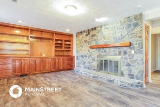 967 Bennett Dr in Elyria, OH - Foto de edificio - Building Photo