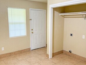 3545 Nightingale St in Orange, TX - Building Photo - Building Photo