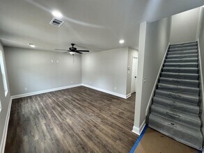 305 N 4th St in Warner Robins, GA - Building Photo - Building Photo