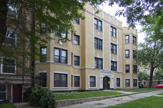 2034 W Arthur Ave in Chicago, IL - Building Photo - Building Photo