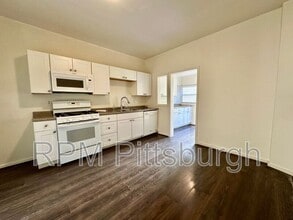 828 Walbridge St in Pittsburgh, PA - Building Photo - Building Photo