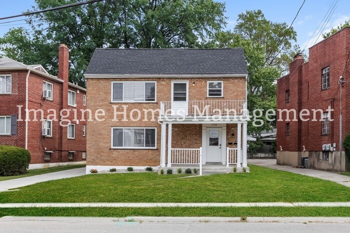 4168 Paxton Woods Ln in Cincinnati, OH - Building Photo