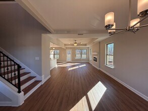 1836 Bloomington Cir in Cordova, TN - Building Photo - Building Photo