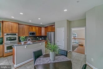 14842 Potomac Corner Ln in Rockville, MD - Building Photo - Building Photo