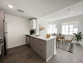 Depot Miami Apartments in Miami Beach, FL - Building Photo - Building Photo