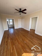 3806 W Irving Park Rd, Unit 3 in Chicago, IL - Building Photo - Building Photo