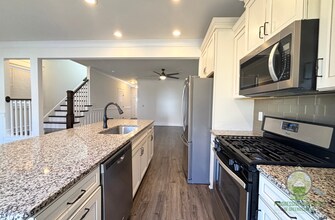 28 Timber Oak Wy in Simpsonville, SC - Building Photo - Building Photo