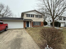 5300 Saum St in Fairborn, OH - Building Photo