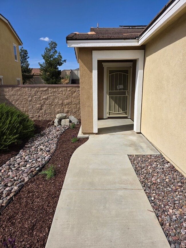 34130 Dianthus Ln in Lake Elsinore, CA - Building Photo - Building Photo