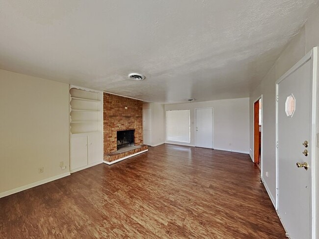 3405 Norton Dr in Richland Hills, TX - Building Photo - Building Photo