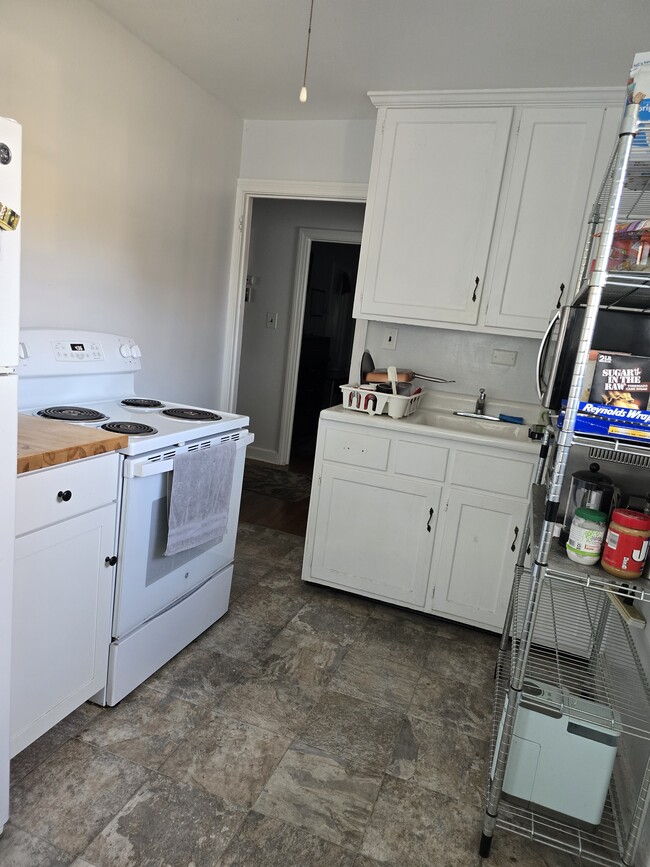 160 Morton Ave, Unit Morton ave in Broomall, PA - Building Photo - Building Photo