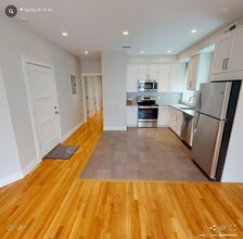 72 Spring St, Unit 70-3 in Cambridge, MA - Building Photo - Building Photo