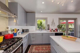 1324 S Stanley Ave in Los Angeles, CA - Building Photo - Building Photo