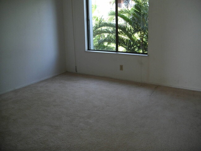 98-1710 Ka?ahumanu St in Pearl City, HI - Building Photo - Building Photo