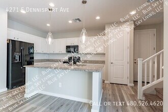 4271 E Dennisport Ave in Gilbert, AZ - Building Photo - Building Photo