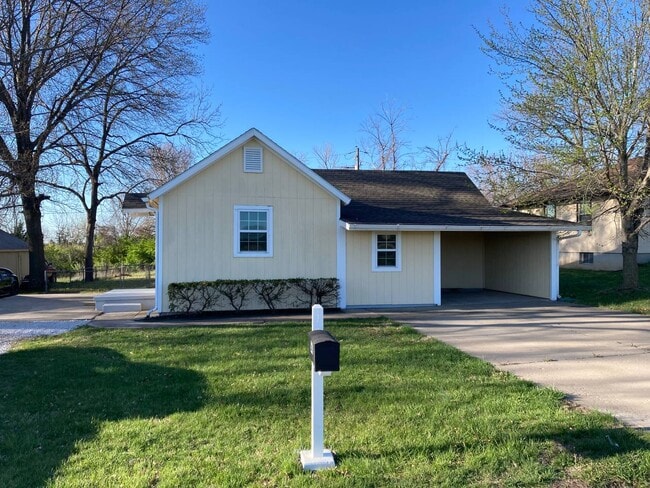 property at 429 Muncie Rd