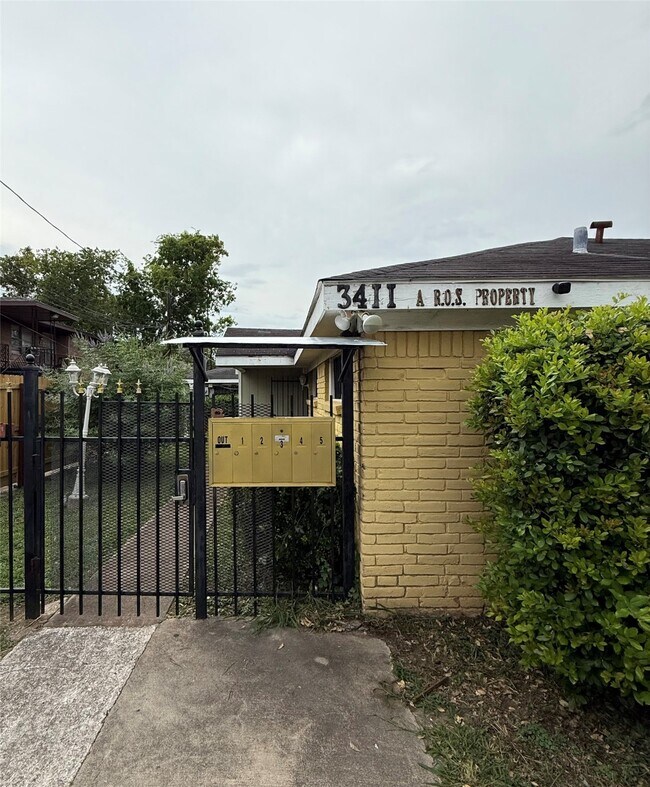 3411 Drew St in Houston, TX - Foto de edificio - Building Photo