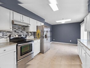 3017 Camelot Blvd in Chesapeake, VA - Building Photo - Building Photo