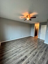 201 E Noton St in Pflugerville, TX - Building Photo - Building Photo
