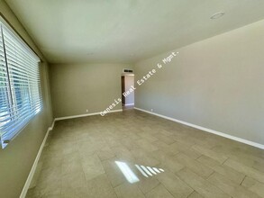 7342 E Princeton Dr in Tucson, AZ - Building Photo - Building Photo