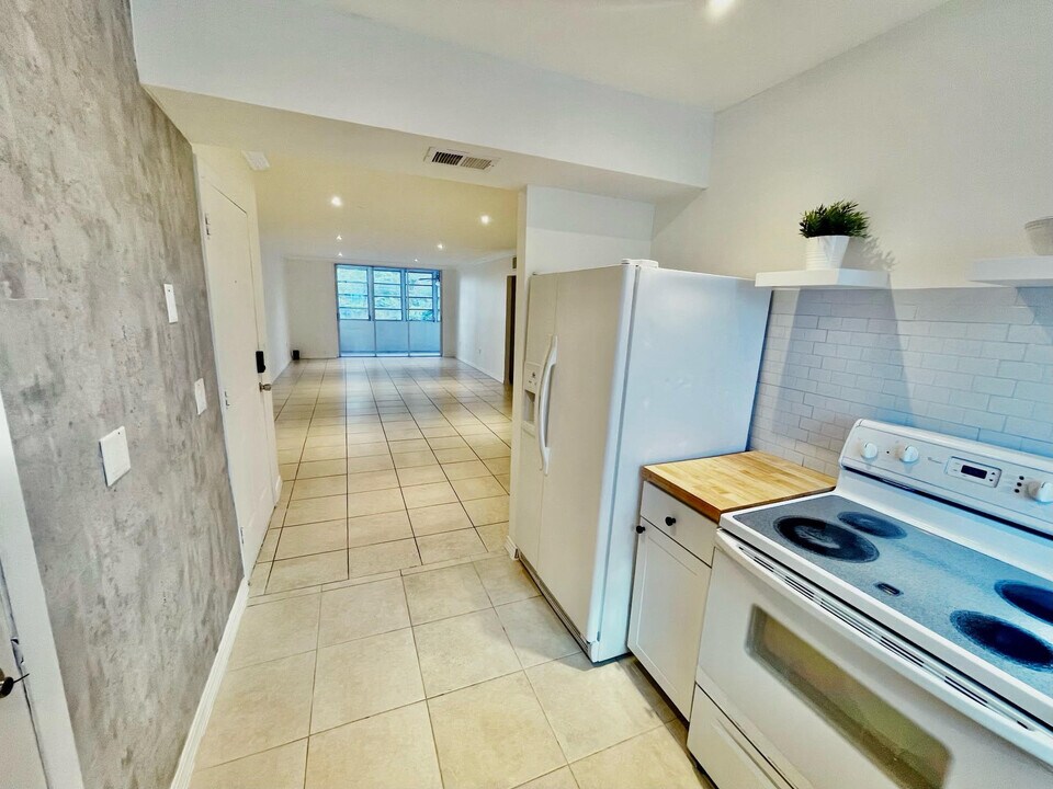 1410 S Federal Hwy in Lake Worth Beach, FL - Building Photo