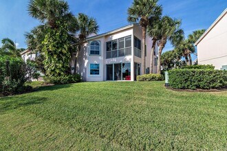 2601 Fairway Dr N in Jupiter, FL - Building Photo - Building Photo