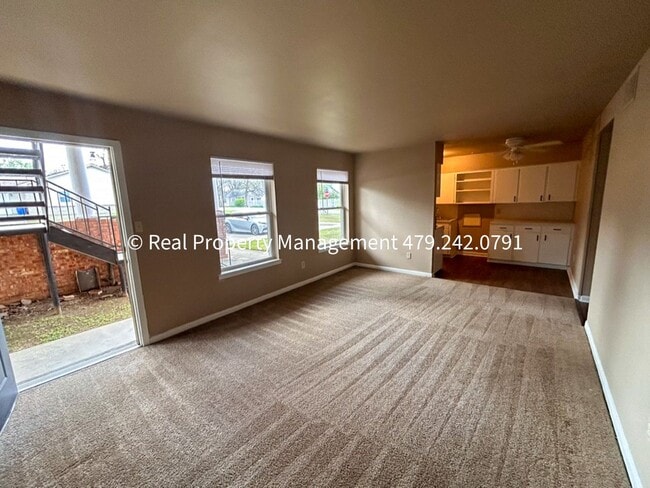 2301 S V St in Fort Smith, AR - Foto de edificio - Building Photo