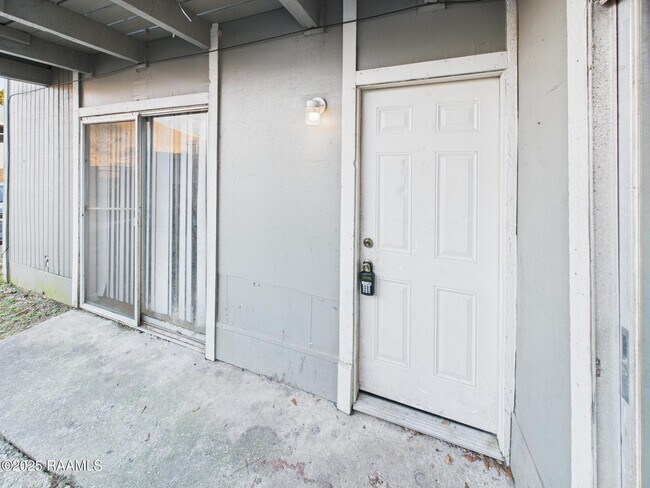 506 Fox Run Ave in Lafayette, LA - Building Photo - Building Photo