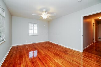 9548 Brookside Dr in Pickerington, OH - Building Photo - Building Photo