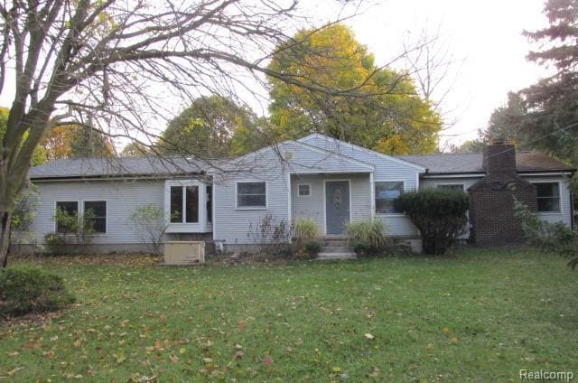 property at 8344 Ellis Rd