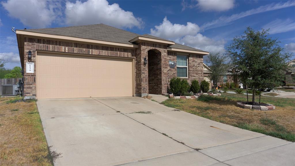 6139 Purple Iris St in Park Row, TX - Building Photo