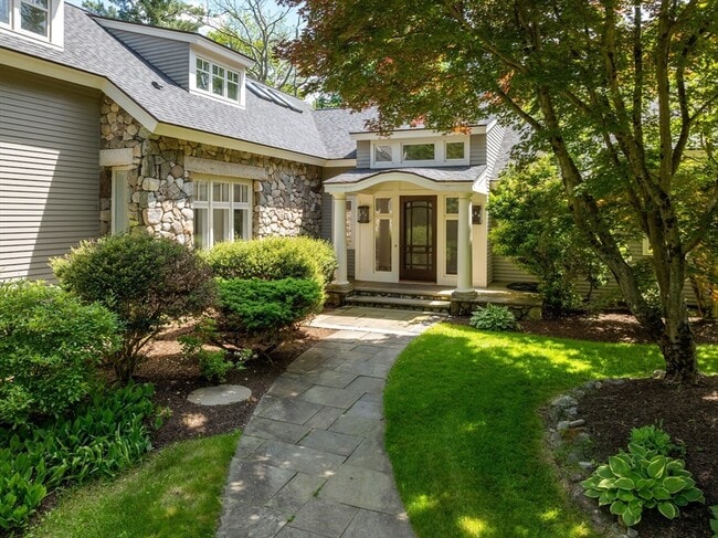 property at 423 Concord Rd
