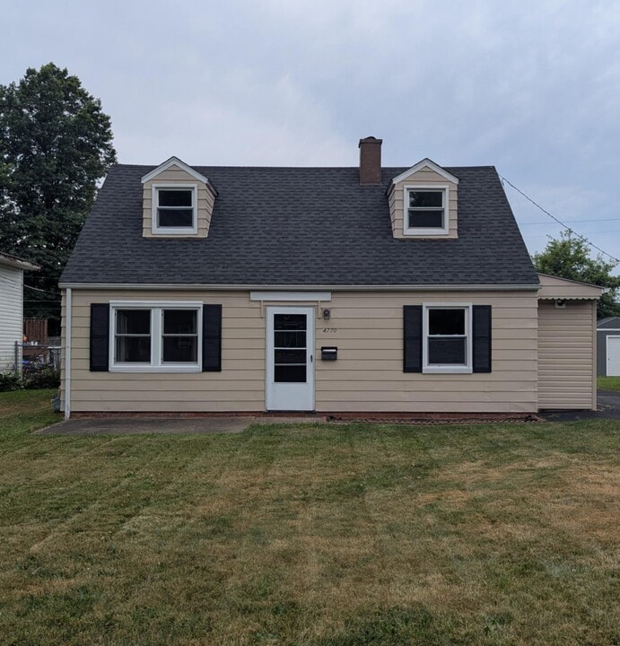 4770 Forest Rd in Mentor, OH - Building Photo
