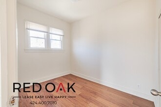 537 S Kenmore Ave in Los Angeles, CA - Building Photo - Building Photo